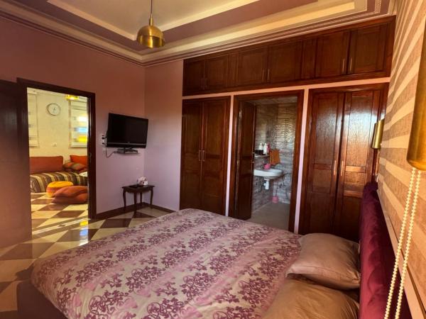 Jnane Malak hôte : photo 6 de la chambre appartement - vue sur piscine 
