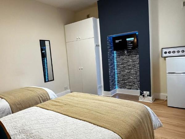 Willesden Guest Room 130 : photo 3 de la chambre chambre triple