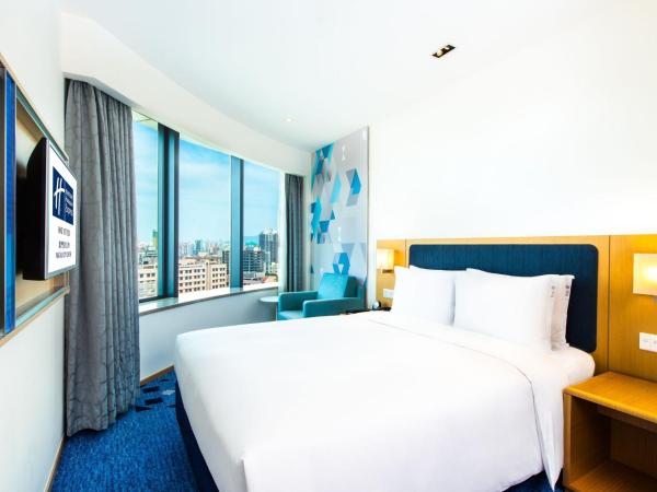 Holiday Inn Express Macau City Centre, an IHG Hotel : photo 1 de la chambre chambre standard lit queen-size