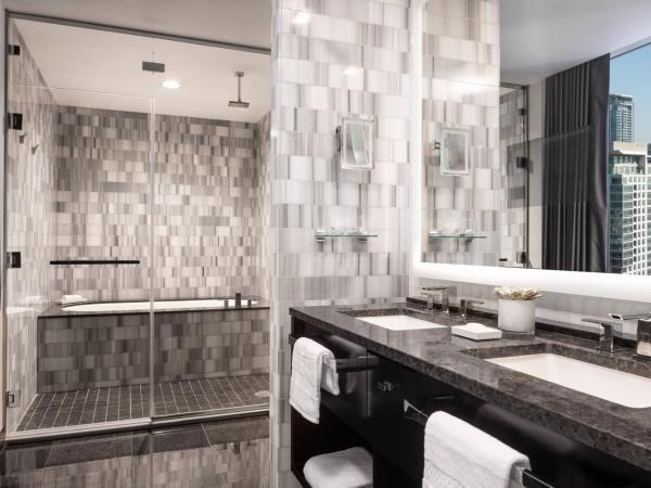 The Ritz-Carlton, Los Angeles L.A. Live : photo 2 de la chambre larger guest room, 1 king, city view, corner room