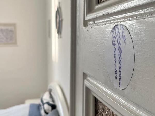 B&B Ligustico : photo 7 de la chambre chambre double avec salle de bains privative extérieure