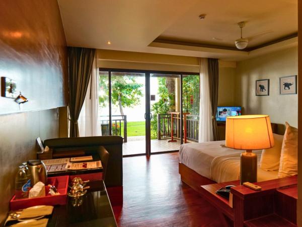 Kacha Resort & Spa, Koh Chang - SHA Extra Plus : photo 5 de la chambre chalet en bord de mer