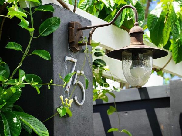 Edward Lodge New Fam : photo 10 de la chambre chambre double Économique