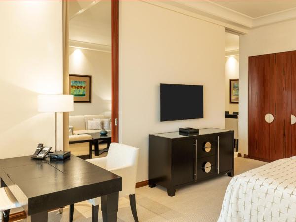 Grosvenor House, a Luxury Collection Hotel, Dubai : photo 1 de la chambre suite exécutive premier avec 2 lits jumeaux, accès gratuit à la plage et à la piscine du complexe hôtelier, accès au salon exécutif, goûter et happy hour, transfert aéroport depuis l'aéroport de dubaï