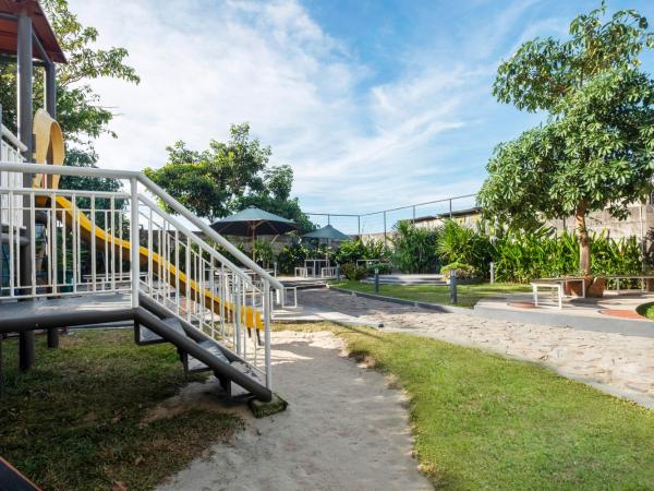 Hotel Dhika Serenity Surabaya : photo 8 de la chambre chambre deluxe