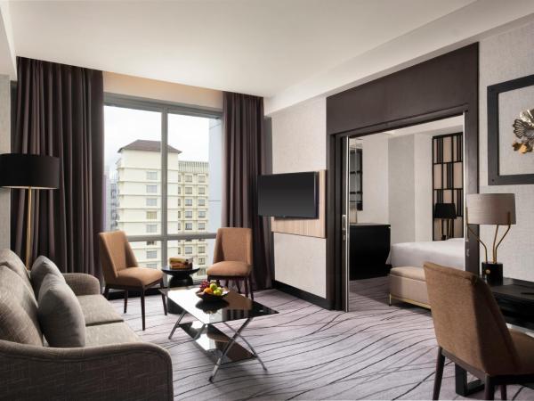 Grand Swiss-Belhotel Darmo : photo 4 de la chambre business suite with daily afternoon tea