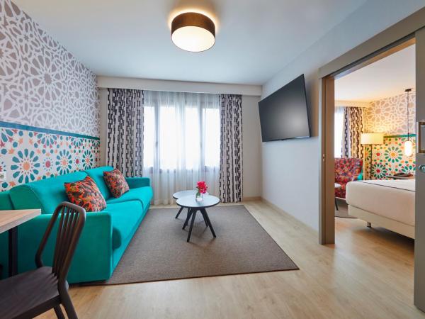 Hesperia Sevilla : photo 6 de la chambre suite