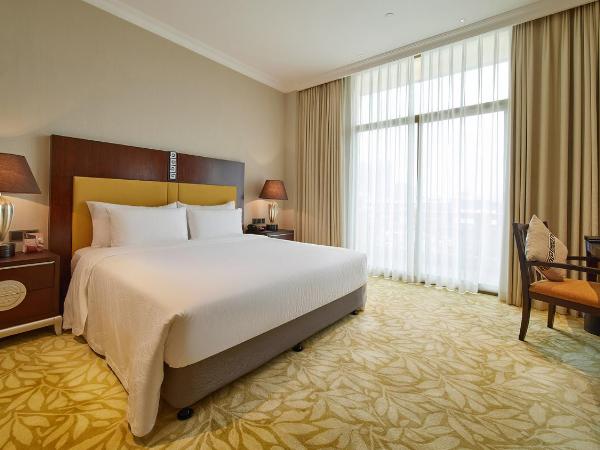 Dong Fang Hotel Guangzhou- Free Shuttle Bus to Canton Fair Complex & Overseas Buyer Registration Services during Canton Fair Period : photo 2 de la chambre chambre de luxe lit king-size - non-fumeurs