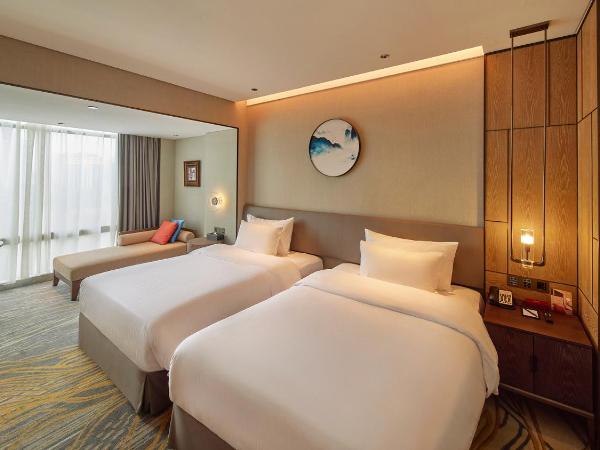 Dong Fang Hotel Guangzhou- Free Shuttle Bus to Canton Fair Complex & Overseas Buyer Registration Services during Canton Fair Period : photo 2 de la chambre chambre lits jumeaux Élite - non-fumeurs