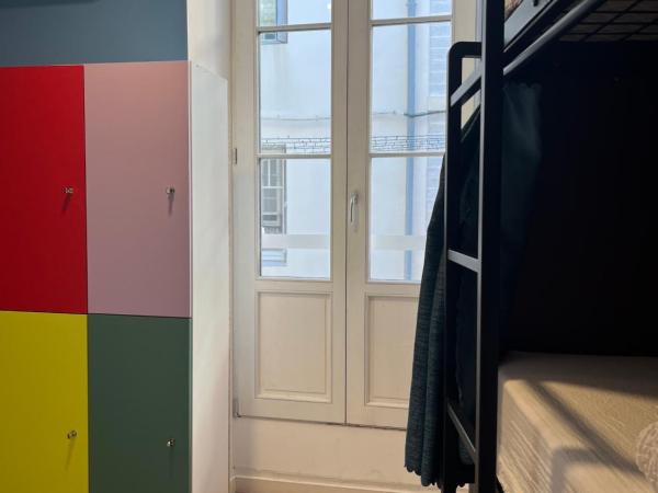 Hostel 20 Bayonne : photo 4 de la chambre lit superposé dans dortoir pour femmes 