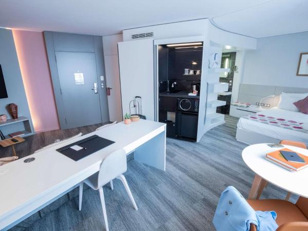Novotel Suites Luxembourg : photo 10 de la chambre suite lit queen-size deluxe