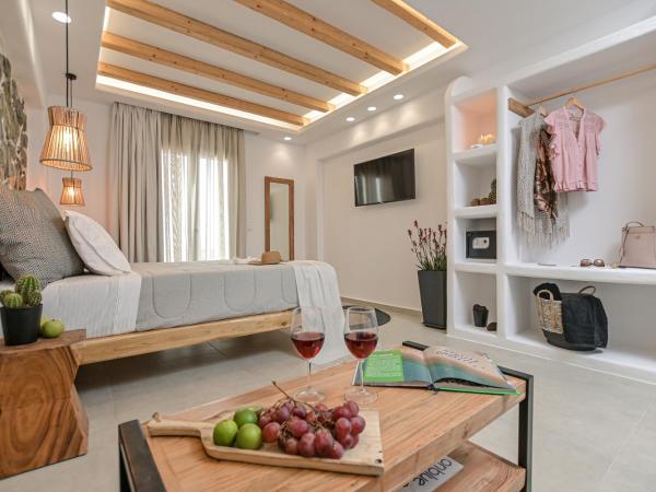 Naxos Finest Hotel & Villas : photo 9 de la chambre suite junior - vue sur mer