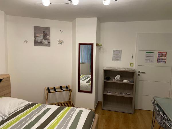 Chambre d'hôtes Au Coeur De NancyB&B : photo 5 de la chambre chambre double standard