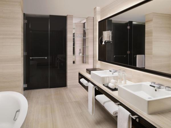 Sheraton Grand Hotel, Dubai : photo 7 de la chambre grande suite 1 chambre deluxe avec accès au salon club