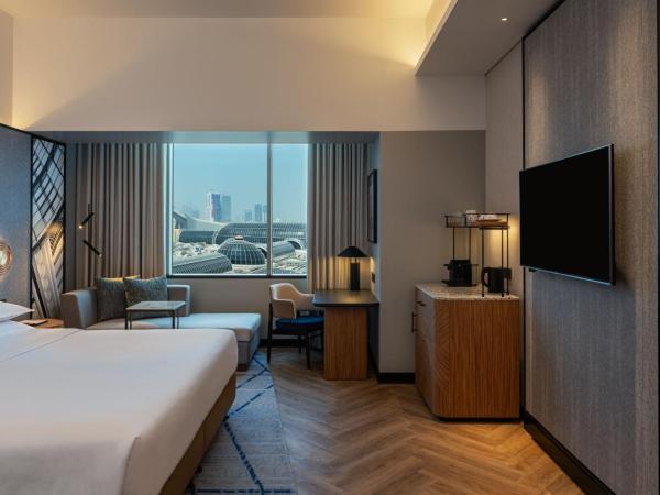 Sheraton Mall of the Emirates Hotel, Dubai : photo 3 de la chambre chambre lit king-size deluxe - vue sur ville