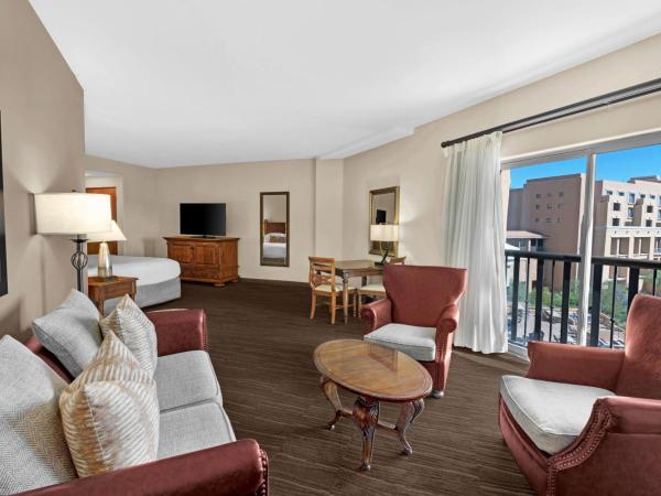 JW Marriott Tucson Starr Pass Resort : photo 2 de la chambre suite junior lit king-size avec balcon