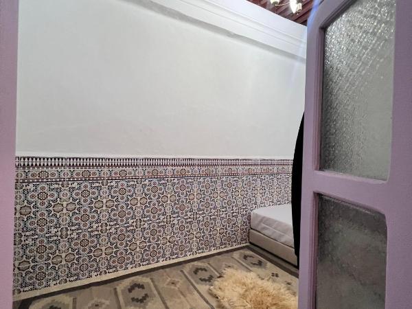 Dar mi Yamna : photo 6 de la chambre chambre lits jumeaux avec salle de bains privative séparée