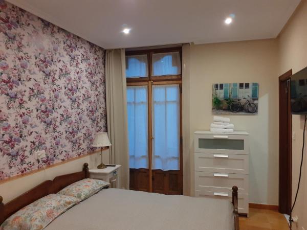 Uría 25 rooms : photo 10 de la chambre chambre double avec salle de bains privative