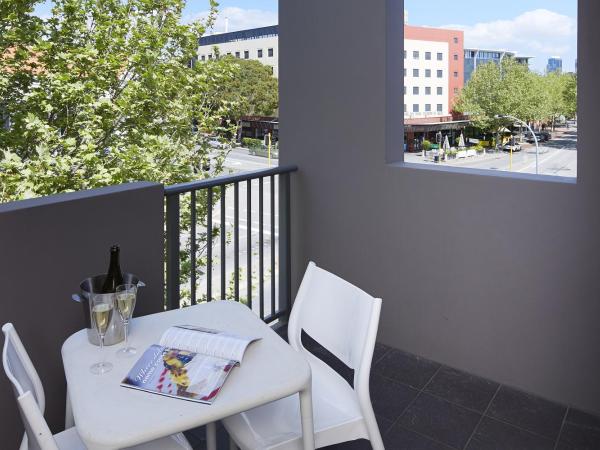 East Perth Suites Hotel : photo 3 de la chambre studio classique