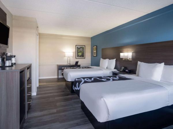 La Quinta Inn by Wyndham Sacramento North : photo 1 de la chambre chambre double avec 2 lits doubles