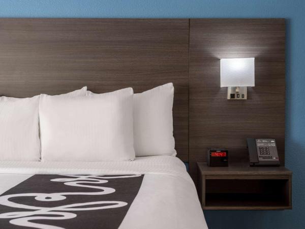 La Quinta Inn by Wyndham Sacramento North : photo 4 de la chambre chambre double avec 2 lits doubles