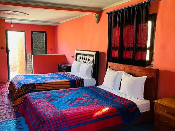 Bivouac Lot Of Stars : photo 1 de la chambre chambre familiale - vue sur montagne