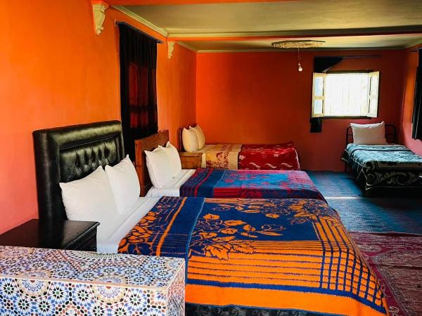 Bivouac Lot Of Stars : photo 5 de la chambre chambre familiale - vue sur montagne