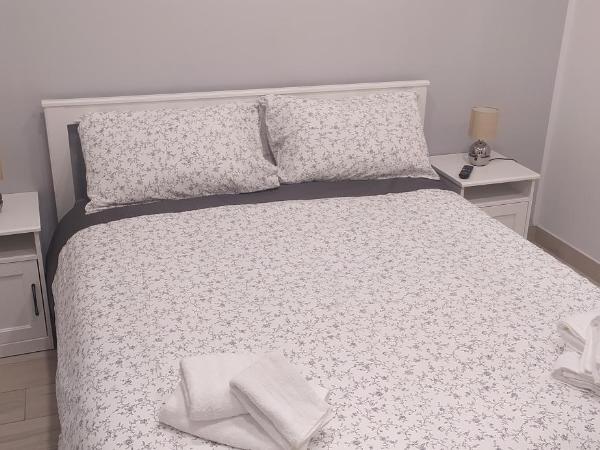 Civico85 : photo 9 de la chambre chambre double avec lit d'appoint