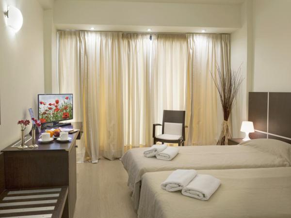 Blue Sea Hotel Alimos : photo 1 de la chambre chambre lits jumeaux