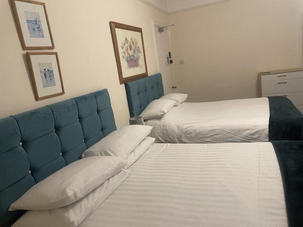 Emerald Residence : photo 2 de la chambre chambre quadruple standard