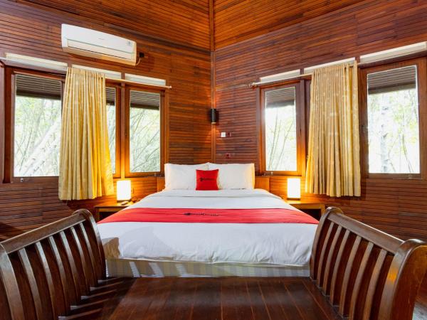 RedDoorz Resort @ Taman Wisata Mangrove : photo 4 de la chambre suite deluxe