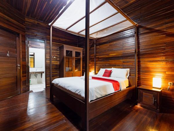 RedDoorz Resort @ Taman Wisata Mangrove : photo 1 de la chambre chambre double