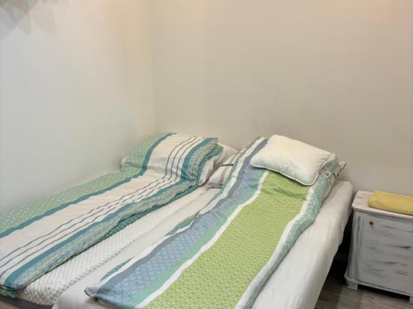 Centrum Wellness Hostel : photo 6 de la chambre chambre double avec salle de bains commune