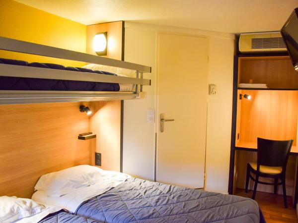 Premiere Classe Rodez : photo 4 de la chambre chambre triple