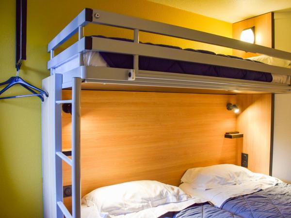 Premiere Classe Rodez : photo 5 de la chambre chambre triple