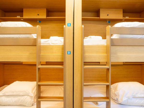 The People - Marseille : photo 5 de la chambre lit dans dortoir pour femmes de 4 lits