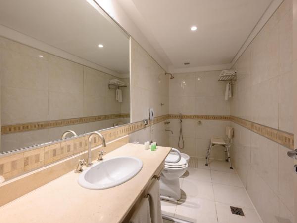 Orfeo Suites Cordoba : photo 3 de la chambre chambre double - accessible aux personnes à mobilité réduite 