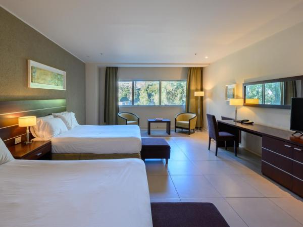 Orfeo Suites Cordoba : photo 2 de la chambre chambre lits jumeaux