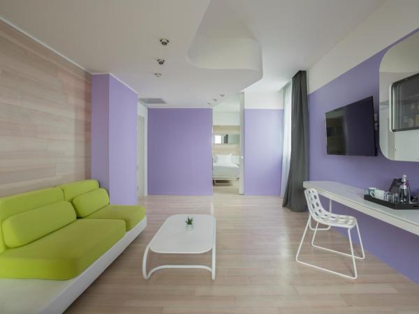 voco Milan-Fiere, an IHG Hotel : photo 2 de la chambre suite 1 chambre avec lit king-size
