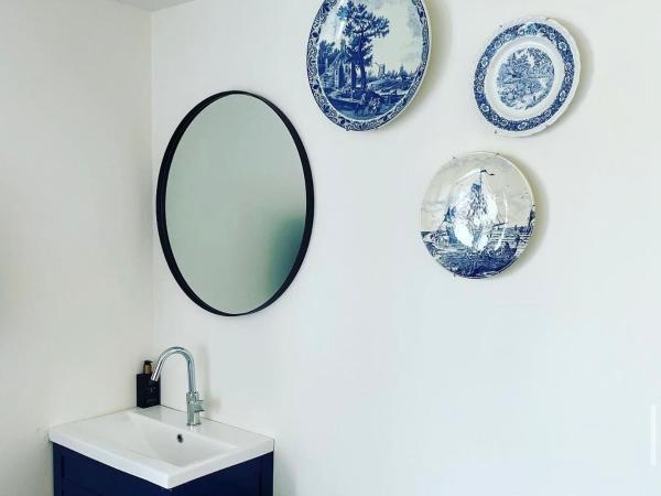 Amster Houseboat Bed without Breakfast : photo 5 de la chambre chambre double avec terrasse