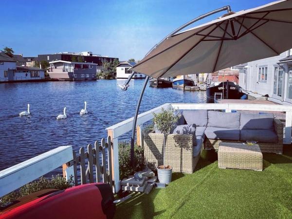 Amster Houseboat Bed without Breakfast : photo 10 de la chambre chambre double avec terrasse