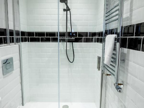 SO-LUX : photo 9 de la chambre chambre triple