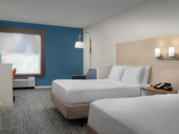 Holiday Inn Express & Suites Pittsburgh North Shore, an IHG Hotel : photo 9 de la chambre queen suite with hearing accessible tub - non-smoking