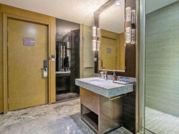 lnsail Hotel Shenzhen Luohu Port Railway Station : photo 6 de la chambre chambre lits jumeaux deluxe