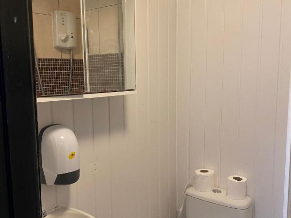 Black Ocean Holiday Apartments : photo 6 de la chambre appartement