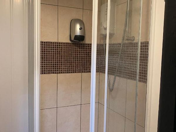 Black Ocean Holiday Apartments : photo 5 de la chambre appartement