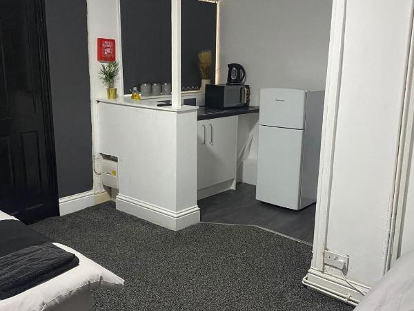 Black Ocean Holiday Apartments : photo 2 de la chambre studio