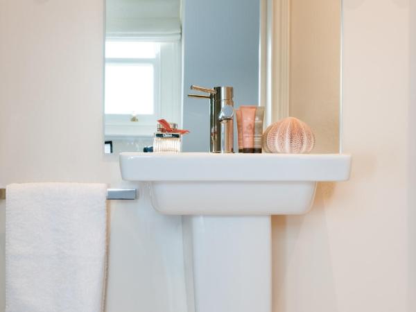 The Charm Brighton Boutique Hotel & Spa : photo 8 de la chambre luxury family attic room