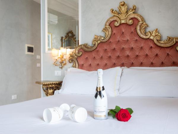 Home Grifondoro Affittacamere : photo 2 de la chambre chambre double ou lits jumeaux deluxe - vue sur mer