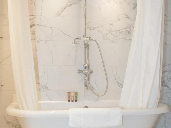 The Charm Brighton Boutique Hotel & Spa : photo 2 de la chambre family suite basement